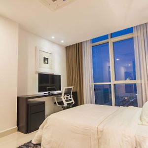 Appartement à 3 Chambres à Coucher